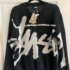 Stussy Men's Crewneck Sweater in Black and White